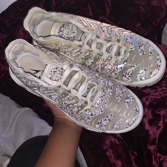 Nike air maxs - Picture 2 of 2